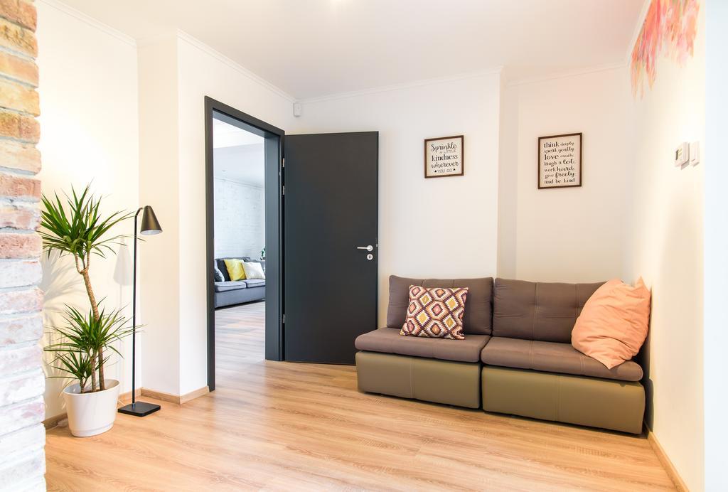 Zoeldbarat Vendeghaz Hotel Nyíregyháza Екстериор снимка