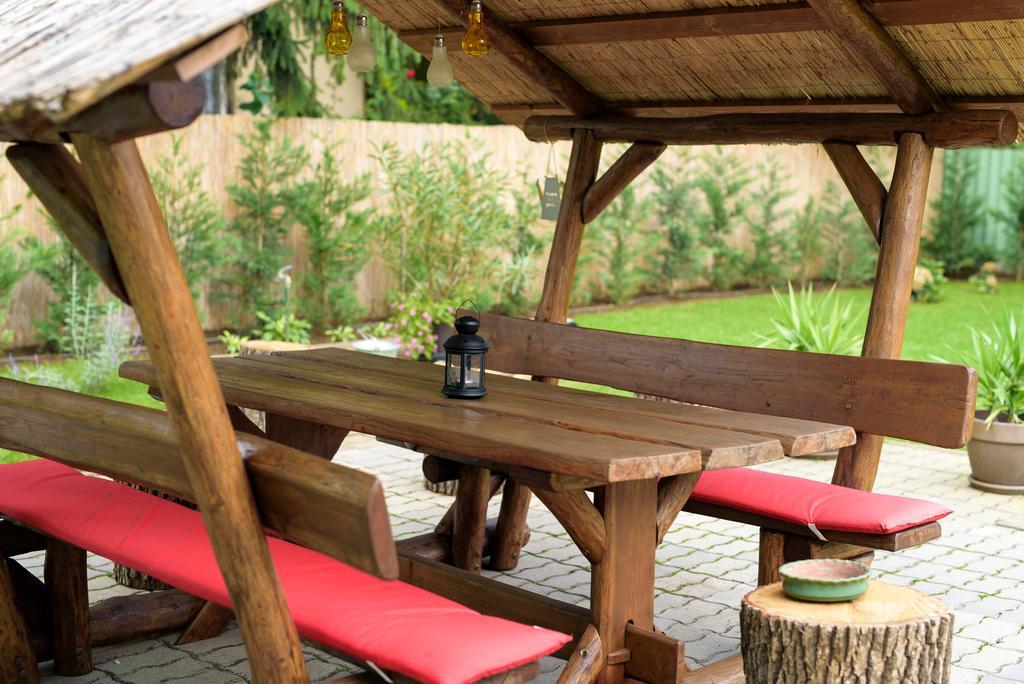 Zoeldbarat Vendeghaz Hotel Nyíregyháza Екстериор снимка